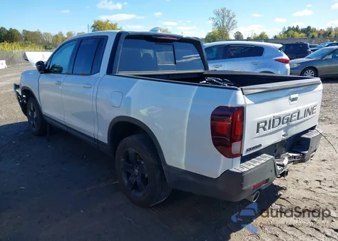 2025 Honda Ridgeline Black Edition z USA, uszkodzony, nr VIN 5FPYK3F81SB013573